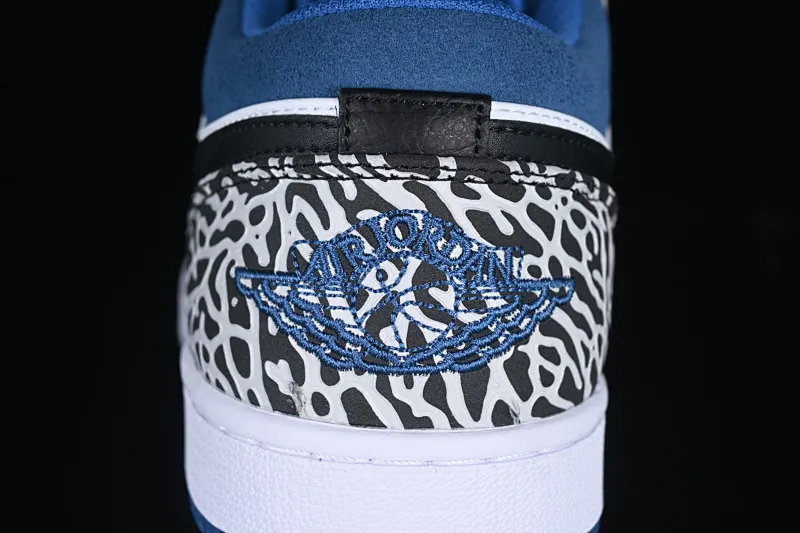 All categories Air Jordan Jordan series basketball shoes Air Jordan 1 Low Air Jordan 1 Low "True Blue" AJ1 Joe 1 burst white and blue color low-top basketball shoes DM1199-140